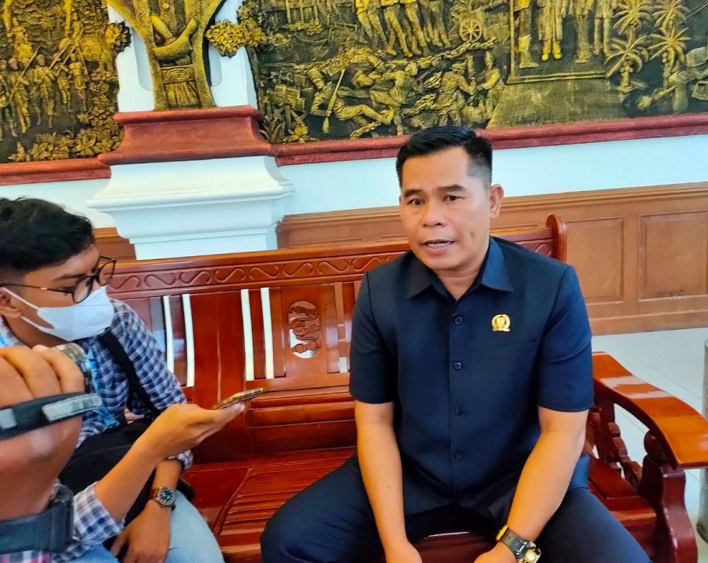 Fadli Sudria  Ketua Komisi IV DPRD  Provinsi Jambi 