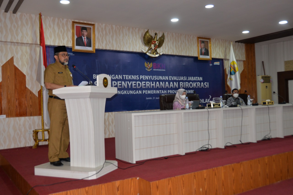 Sekretaris Daerah (Sekda) Provinsi Jambi, H.Sudirman,S.H.,M.H, 