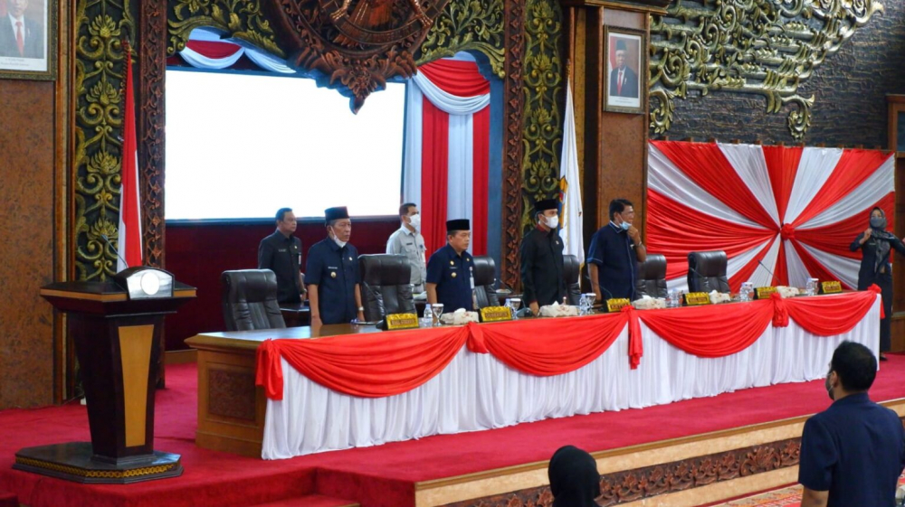 Paripurna dengan agenda penyampaian penjelasan Gubernur Jambi terhadap Ranperda Pertanggungjawaban Pelaksanaan APBD Provinsi Jambi Tahun Anggaran 2021, Selasa (12/7/2022).