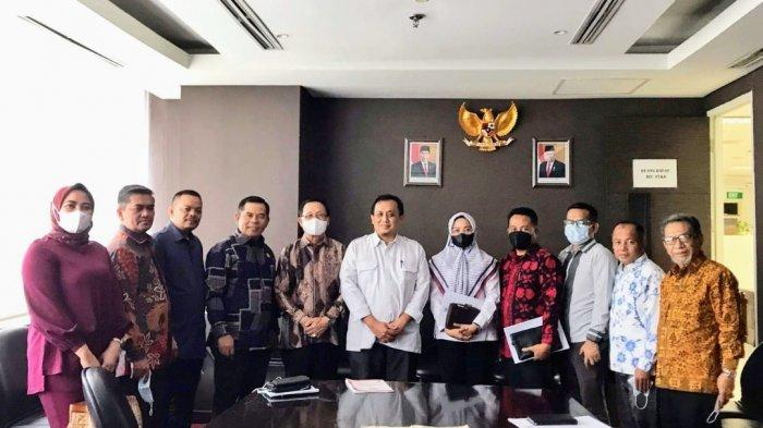  Badan Anggaran (Banggar) DPRD Provinsi Jambi melakukan kunjungan ke Kementerian Dalam Negeri (Kemendagri) bidang Keuangan Daerah beberapa waktu lal