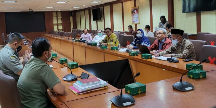 Komisi II DPRD Provinsi Jambi Pertanyakan Kepastian Harga TBS Sawit ke Kementan

