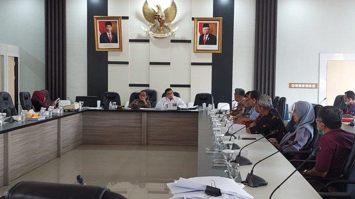 Badan Anggaran (Banggar) di DPRD Provinsi Jambi laksanakan rapat bersama TAPD dan OPD Pemerintah Provinsi Jambi.