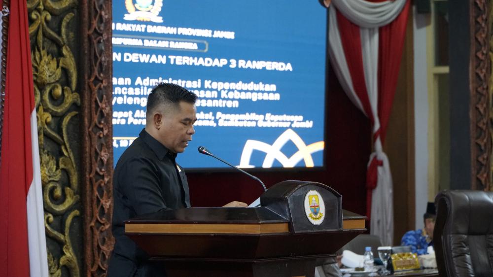  Fadli Sudria  Ketua Fraksi PAN DPRD Provinsi Jambi