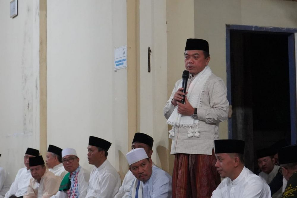 Gubernur Jambi Dr. H. Al Haris, S.Sos, MH