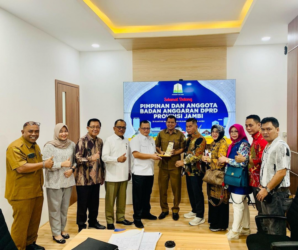  Badan Anggaran DPRD Provinsi Jambi melakukan studi banding ke Badan Pengelolaan Keuangan Aceh, Senin (5/6/2023).