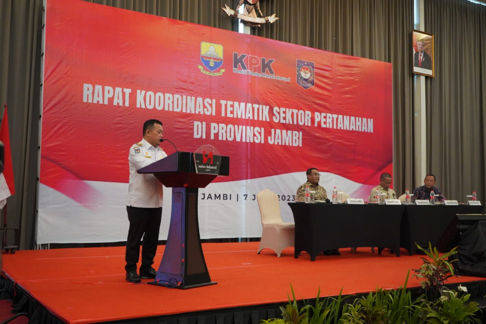 Pembukaan Rapat koordinasi Tematik Sektor Pertanahan di Swiss Bell Hotel Jambi, Rabu (07/06/2023).