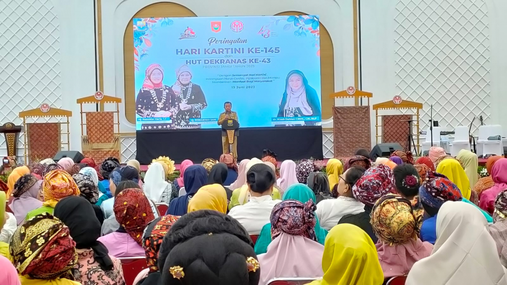 Al Haris mengadiri peringatan Hari Kartini ke-145 dan HUT Dekranasda ke-43 Provinsi Jambi 2023.