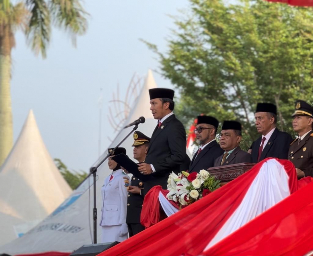 Ketua DPRD Provinsi Jambi, Edi Purwanto kembali dipercaya untuk membacakan teks Proklamasi dalam upacara peringatan hari ulang tahun HUT RI Ke 78