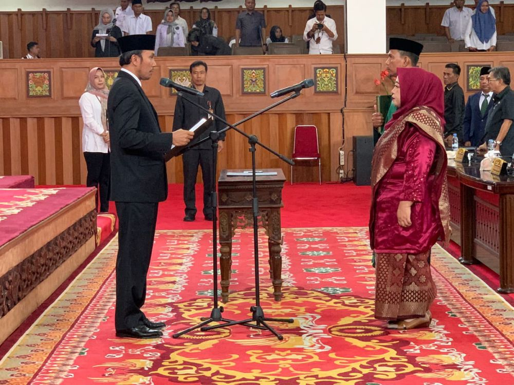 DPRD Jambi gelar rapat paripurna pengambilan sumpah PAW Lilis Ismayani, Rabu (27/9)