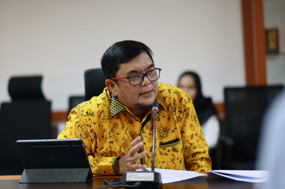 Ketua Komisi III DPRD Provinsi Jambi Ivan Wirata 