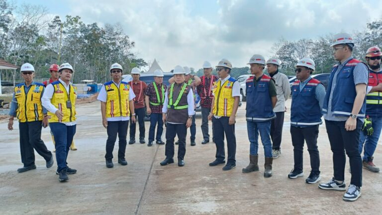 Gubernur Al Haris Pantau Pembangunan Tol Baleno. Progres Pekerjaan 92,5 Persen.