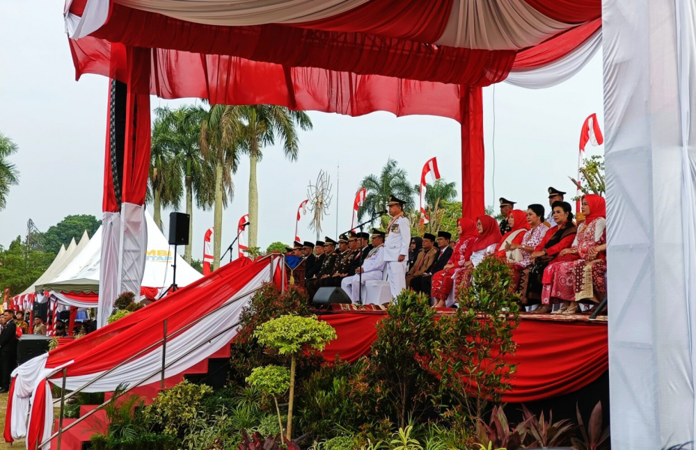 Gubernur Jambi Al Haris Pimpinan Upacara HUT ke-79 Republik Indonesia.