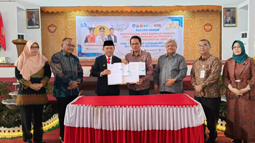 Al Haris Gubernur Jambi Resmi Serahkan Aset Kampus Pondok Meja ke Unja.