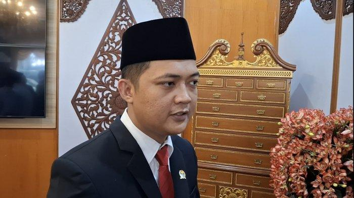 Ketua DPRD Provinsi Jambi, M Hafiz