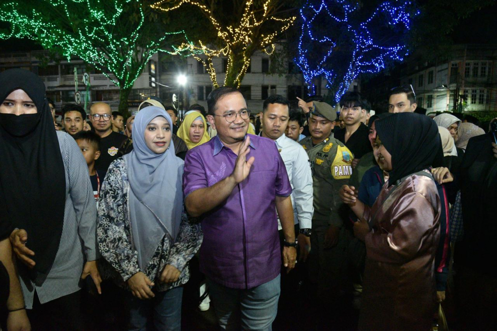 Pembukaan Festival Tumpah Ruah oleh Wali Kota Jambi, Dr. dr. H. Maulana, M.K.M