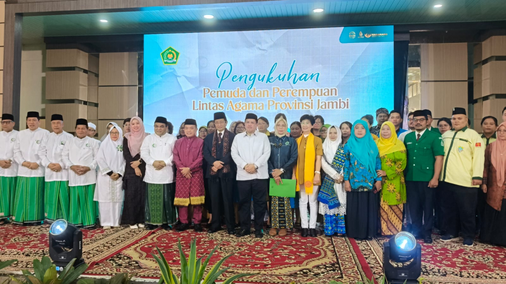 Menteri Agama Nasaruddin Umar Didampingi Al Haris Lantik Ittihad Persaudaraan Imam Masjid Provinsi Jambi