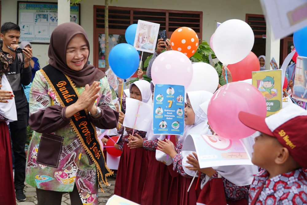 Bunda PAUD Hesti Haris Sosialisasikan 7 Kebiasaan Anak Indonesia Hebat. Foto dok Kominfo Provinsi Jambi