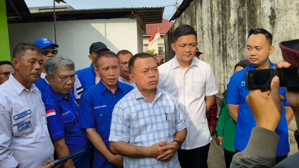 Sambut Ulang Tahun ke-27, DPW PAN Jambi Distribusikan Ribuan Paket Sembako kepada Masyarakat. 