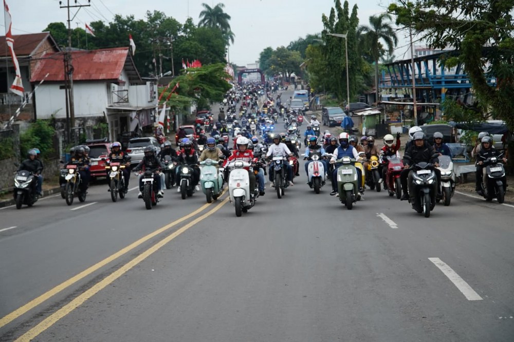 Gubernur Jambi Al Haris riding bersama ratusan biker Jambi. Foto dok Kominfo Provinsi Jambi