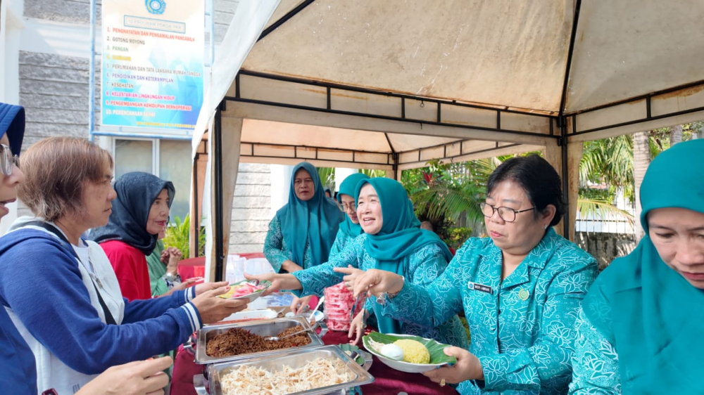 Ketua TP PKK Hesti Haris Hadirkan Sarapan Murah Rp3.000 untuk Masyarakat. 